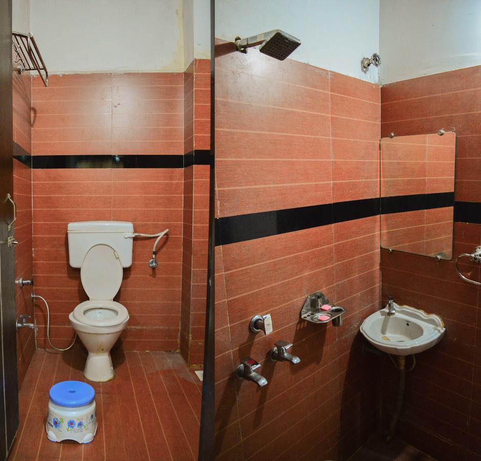 Hotel Shree Dwarkadhish Palace Ujjain Dış mekan fotoğraf