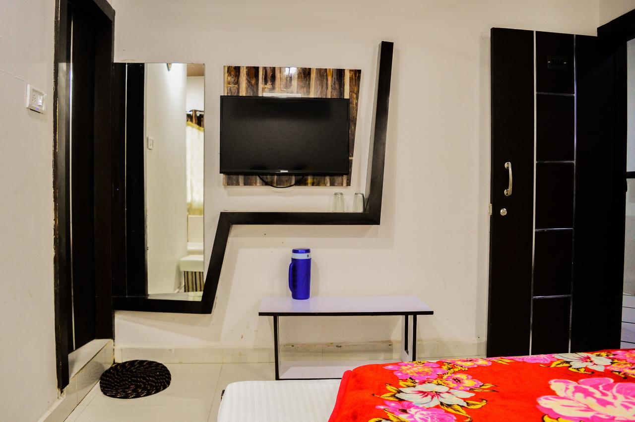 Hotel Shree Dwarkadhish Palace Ujjain Dış mekan fotoğraf
