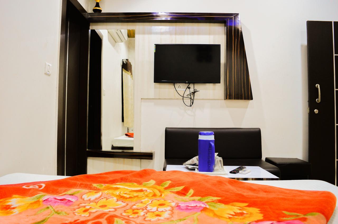 Hotel Shree Dwarkadhish Palace Ujjain Dış mekan fotoğraf