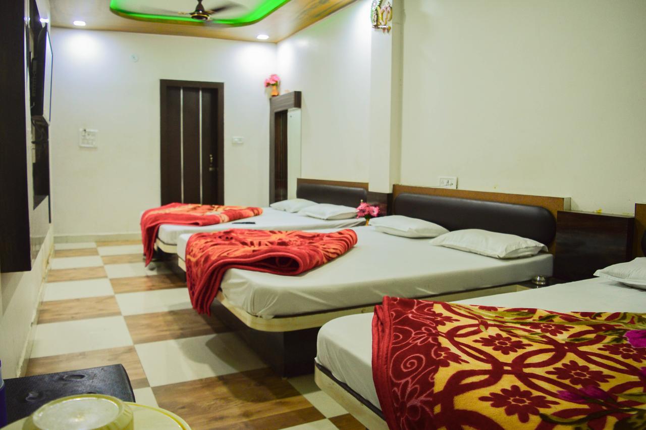 Hotel Shree Dwarkadhish Palace Ujjain Dış mekan fotoğraf